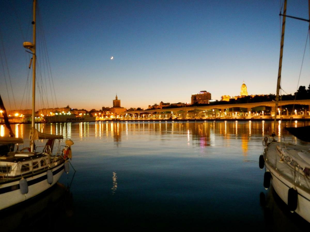 Apartamento Malaga Beach Extérieur photo